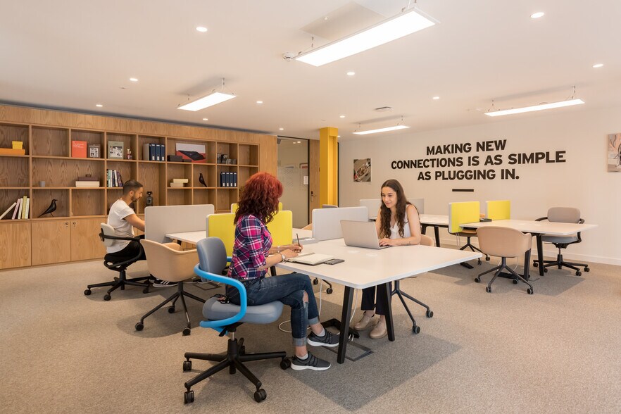 More Photos Of 77 Fulham Palace Rd, London Coworking Space