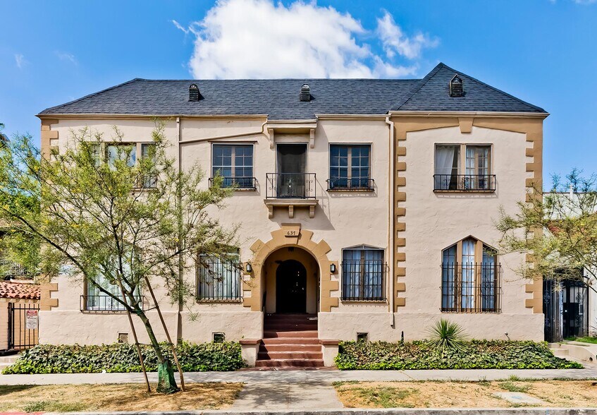 More Photos Of 637 N Spaulding Ave, Los Angeles Apartments For Sale