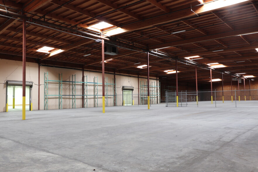More Photos Of 1931 G St, Fresno Warehouse For Sale