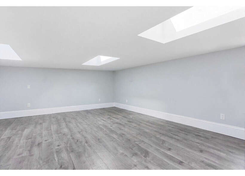 More Photos Of 1225 N Clarkson St, Denver Apartments For Sale