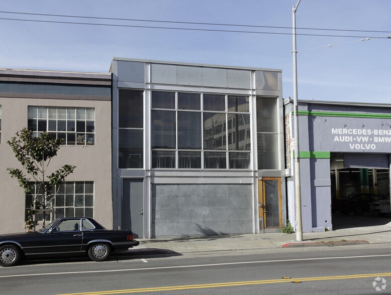 Primary Photo Of 146 11th St, San Francisco Industrial For Lease