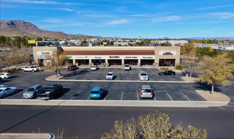 Primary Photo Of 3880 Stockton Hill Rd, Kingman General Retail For Lease