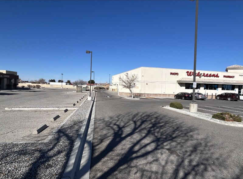 More Photos Of 15480 Main St, Hesperia Drugstore For Sale