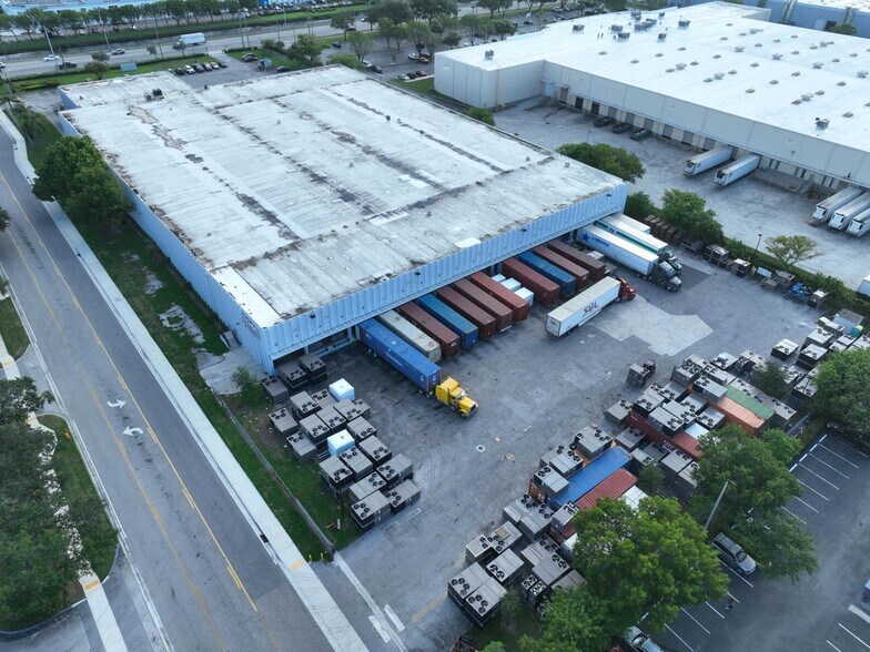 More Photos Of 10100 NW 25th St, Miami Warehouse For Lease
