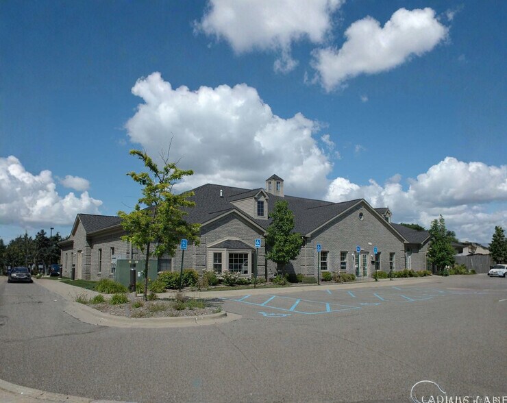 Primary Photo Of 31150 Hoover Rd, Warren Medical For Sale