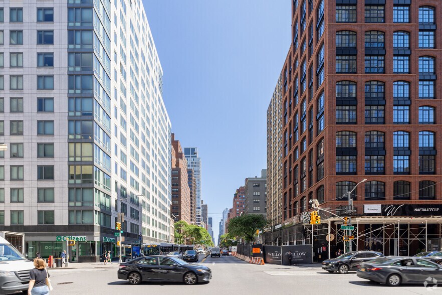 More Photos Of 301 3rd Ave, New York Apartments For Sale