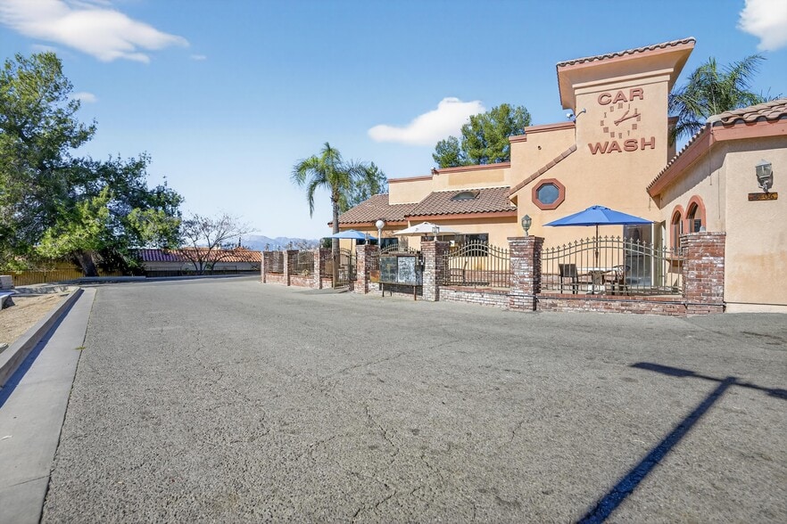 More Photos Of 3706 Highland Ave, Highland Carwash For Sale