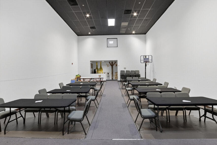 More Photos Of 1425 N Central Ave, Avondale Religious Facility For Sale