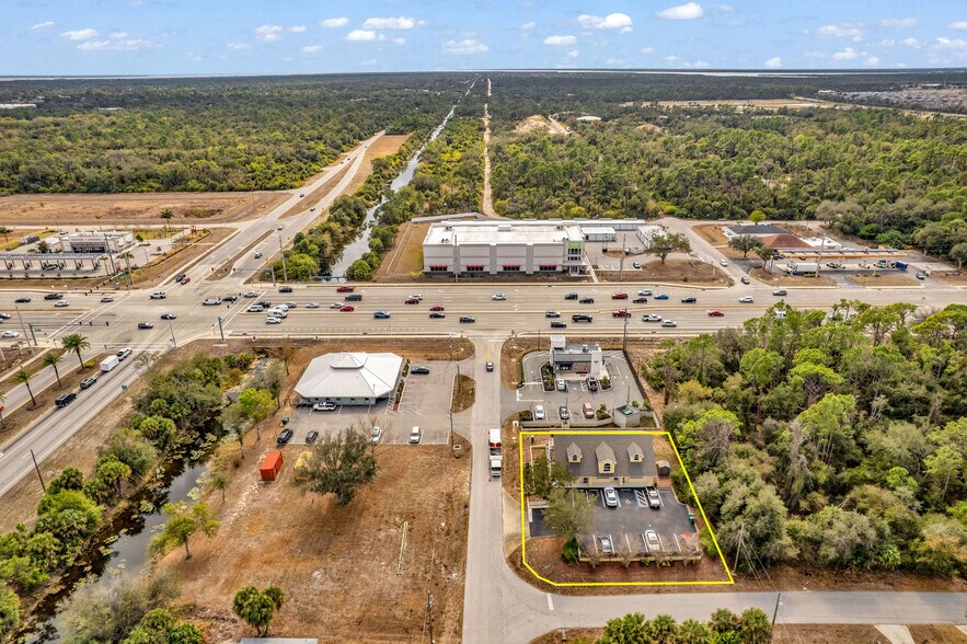 Primary Photo Of 17245 Bonnie Ave, Port Charlotte Office For Sale