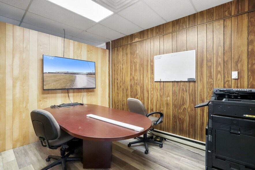 More Photos Of 12258 Buchanan Trl W, Mercersburg Flex For Lease