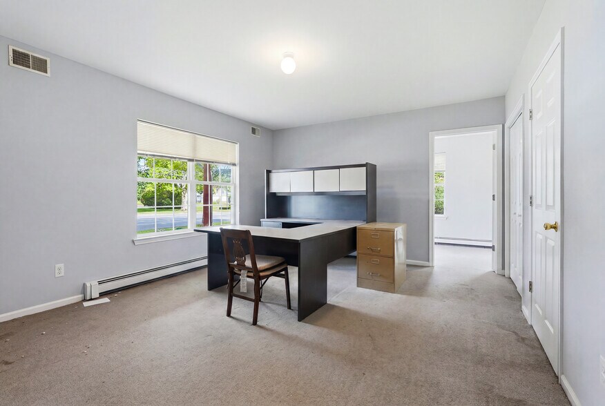 More Photos Of 1990 Lakewood Rd, Toms River Office For Sale