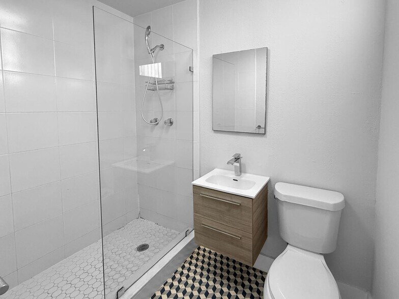 More Photos Of 6647 SW 59th Pl, Miami Apartments For Sale