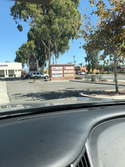 More Photos Of 3000-3024 W Florida Ave, Hemet Freestanding For Lease