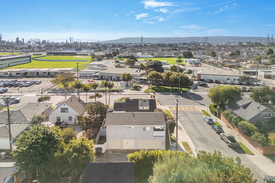 More Photos Of 3759 W 182nd St, Torrance Multifamily For Sale