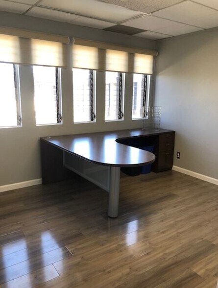 More Photos Of 1290 Howard Ave, Burlingame Office For Lease