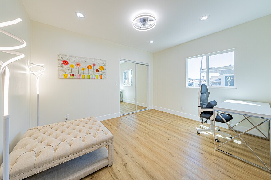 More Photos Of 5633 La Mirada Ave, Los Angeles Apartments For Sale