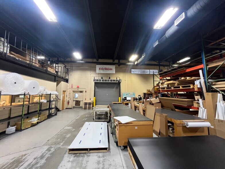 More Photos Of 850 S Hughey Ave, Orlando Manufacturing For Sale