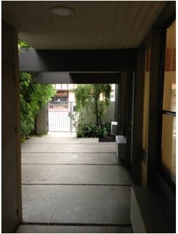 More Photos Of 2300 Westwood Blvd, Los Angeles Office For Lease