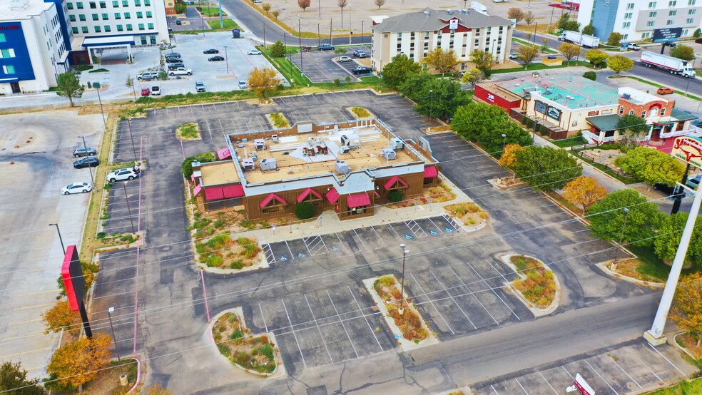 Primary Photo Of 8310 W I-40, Amarillo Restaurant For Lease