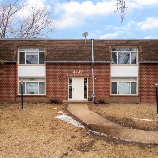 More Photos Of 2220 W 98th St, Bloomington Apartments For Sale