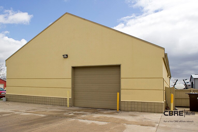 More Photos Of 10650 S Bennett Dr, Morrice Medical For Sale