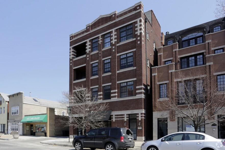 More Photos Of 2927-2929 N Southport Ave, Chicago Storefront Retail Residential For Lease