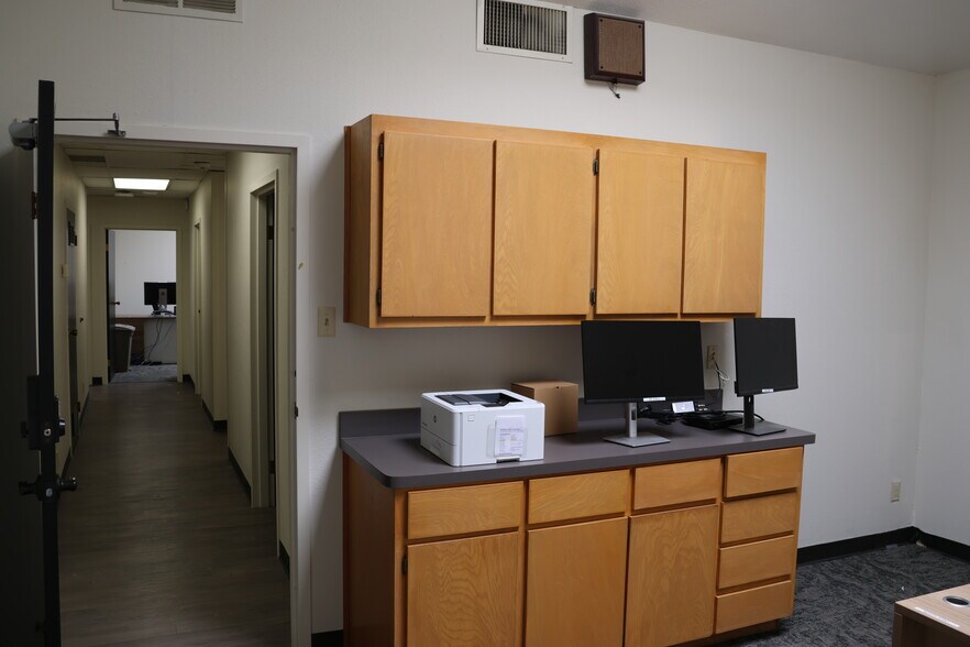 More Photos Of 4201 Camp Bowie Blvd, Fort Worth Medical For Lease