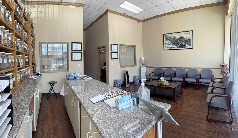 More Photos Of 5150 Buford Hwy NE, Doraville Storefront For Sale