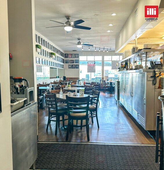 More Photos Of 19200 Ventura Blvd, Tarzana Freestanding For Lease