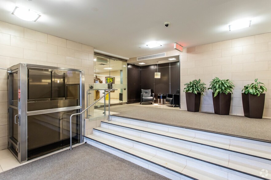More Photos Of 250 Tremblay Rd, Ottawa Office For Lease