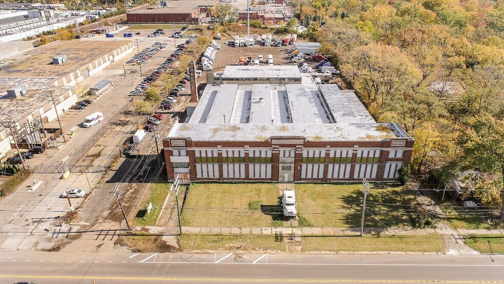 More Photos Of 12280 Burt Rd, Detroit Warehouse For Sale