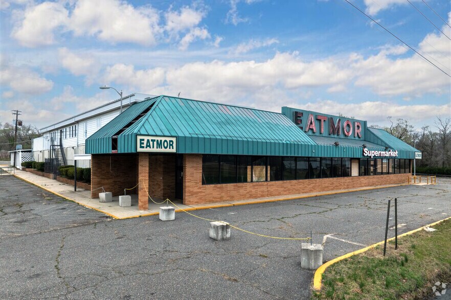 More Photos Of 854-856 Landis Ave, Pittsgrove Township Salem General Retail For Sale