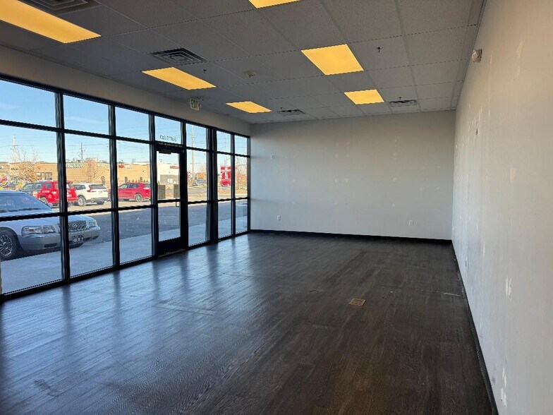 More Photos Of 163 Cheney Dr W, Twin Falls General Retail For Lease