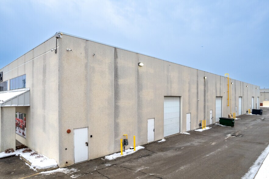 More Photos Of 156 Chrislea Rd, Vaughan General Retail For Lease