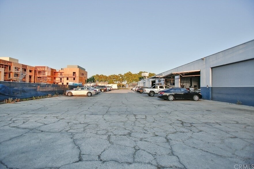 More Photos Of 1020 N Harbor Blvd, Santa Ana Auto Repair For Sale