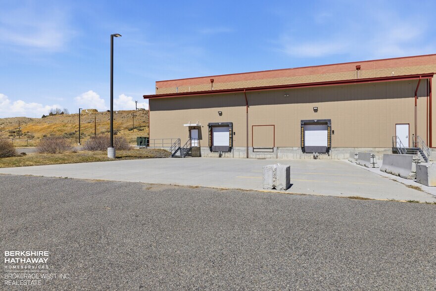 More Photos Of 119 Road 2Ab, Cody Manufacturing For Sale