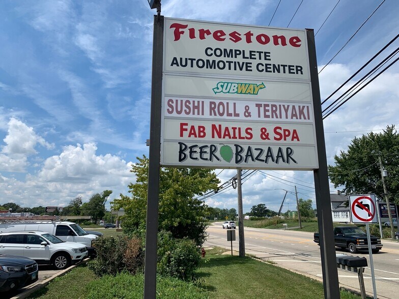 More Photos Of 9-25 W Belvidere Rd, Hainesville Auto Repair For Lease