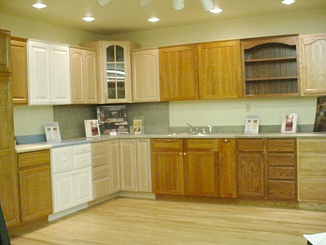 More Photos Of 112-166 Morgan Way, Mount Shasta Storefront For Lease