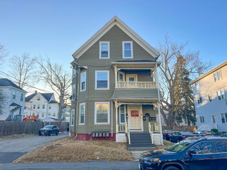 More Photos Of 127 Newbury St, Brockton Apartments For Sale