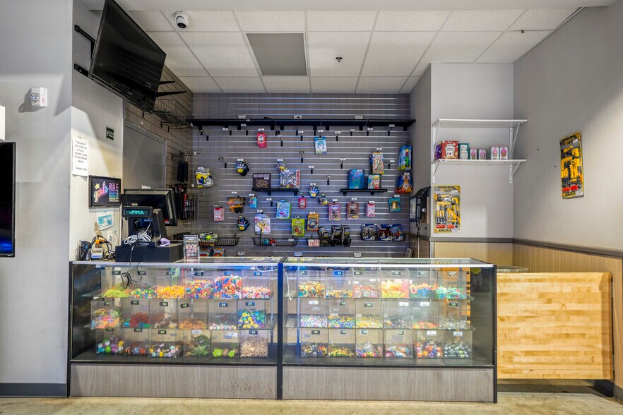 More Photos Of 13027 TX-105 E, Cut And Shoot Sports And Entertainment For Sale