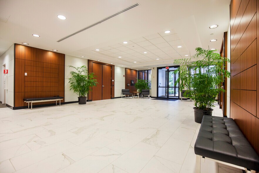 3210 Lake Emma Rd, Lake Mary, FL 32746 Office For Sale