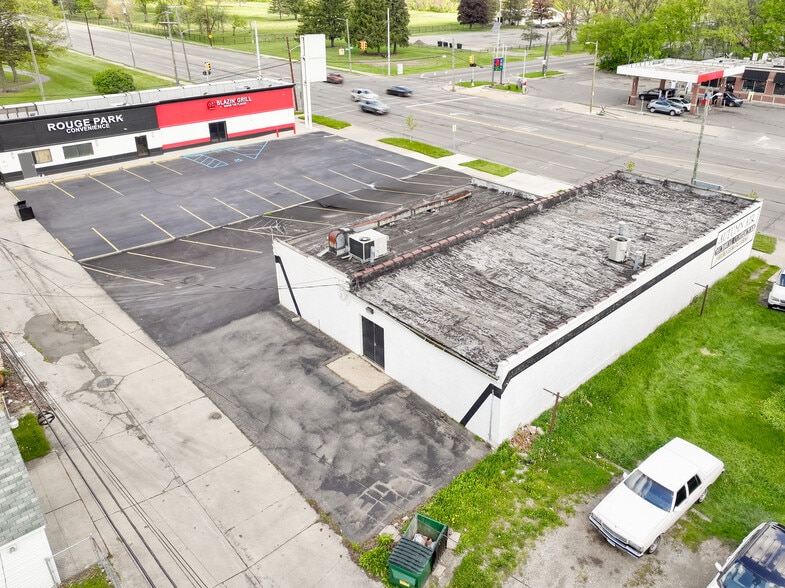 More Photos Of 20825 Plymouth Rd, Detroit Medical For Sale