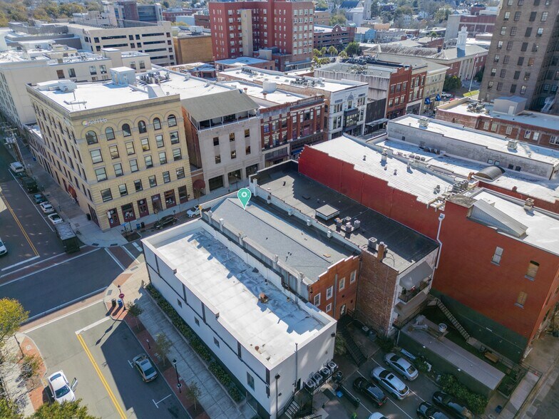 More Photos Of 271 N Front St, Wilmington General Retail For Sale