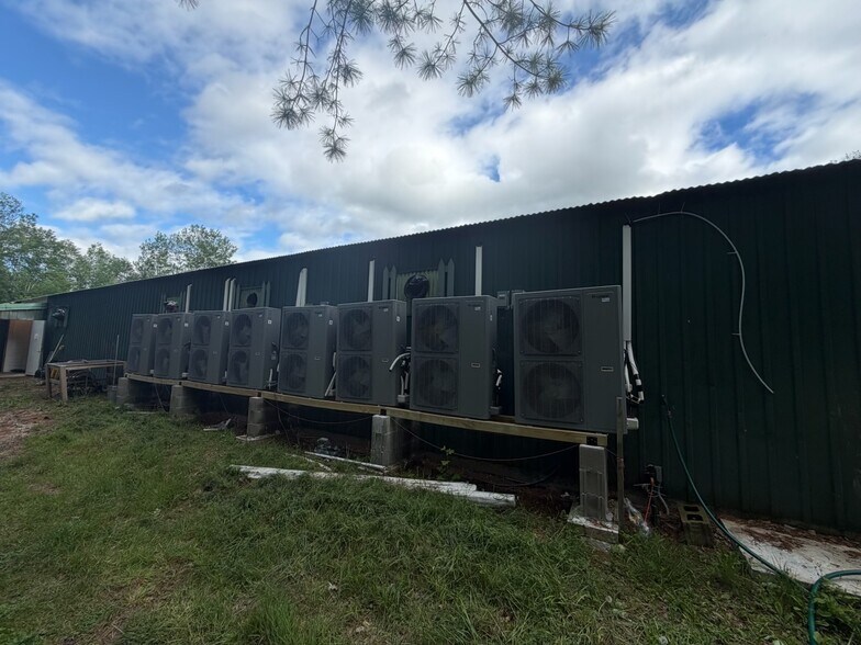 More Photos Of 179 Melody Ln, Saint Albans Industrial For Sale
