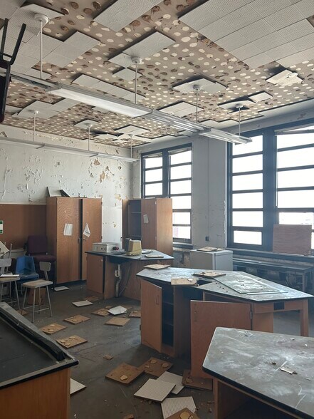 More Photos Of Sojourner Douglass College, Baltimore Schools For Sale