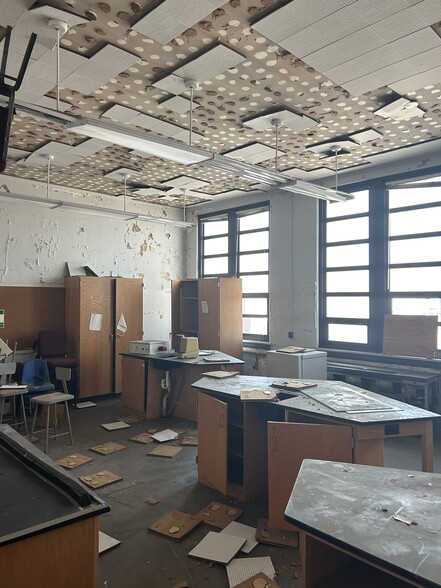 More Photos Of Sojourner Douglass College, Baltimore Schools For Sale