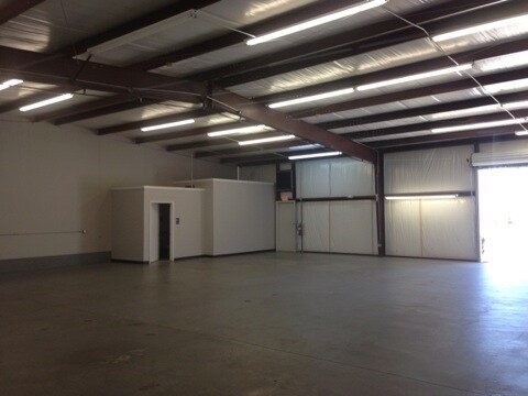 More Photos Of 1418 Harbin Cir, Valdosta Warehouse For Lease