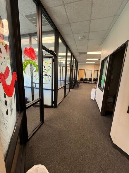 More Photos Of 1002 Marble Heights Dr, Marble Falls Medical For Lease