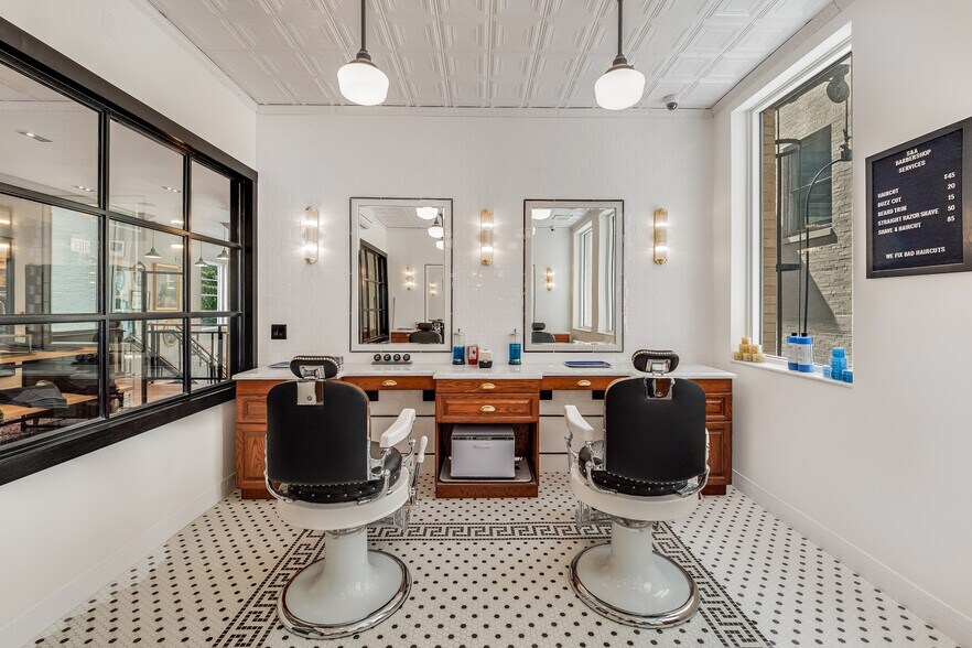 Primary Photo Of 223 SE 1st St, Miami Storefront Retail Office For Lease