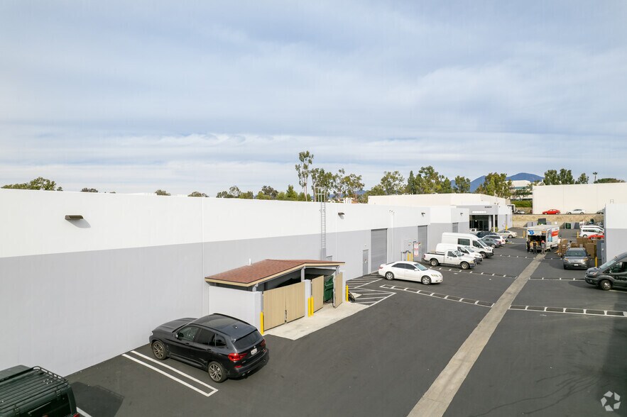 More Photos Of 23851 Via Fabricante, Mission Viejo Unknown For Lease